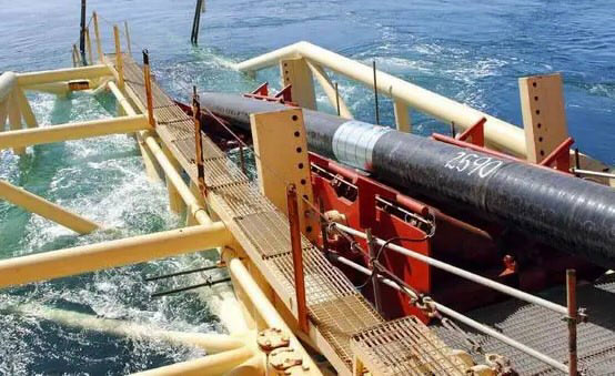Cable submarino colocación