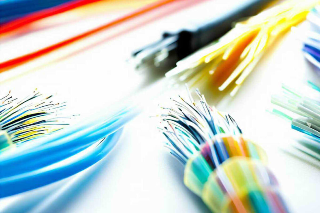 Cables de fibra óptica de colores